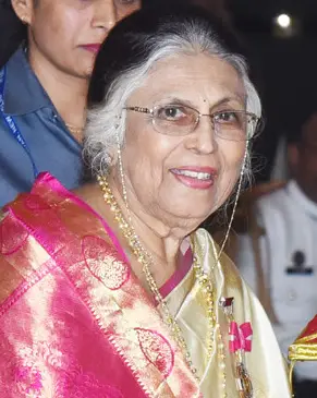 Suman Kalyanpur Singer